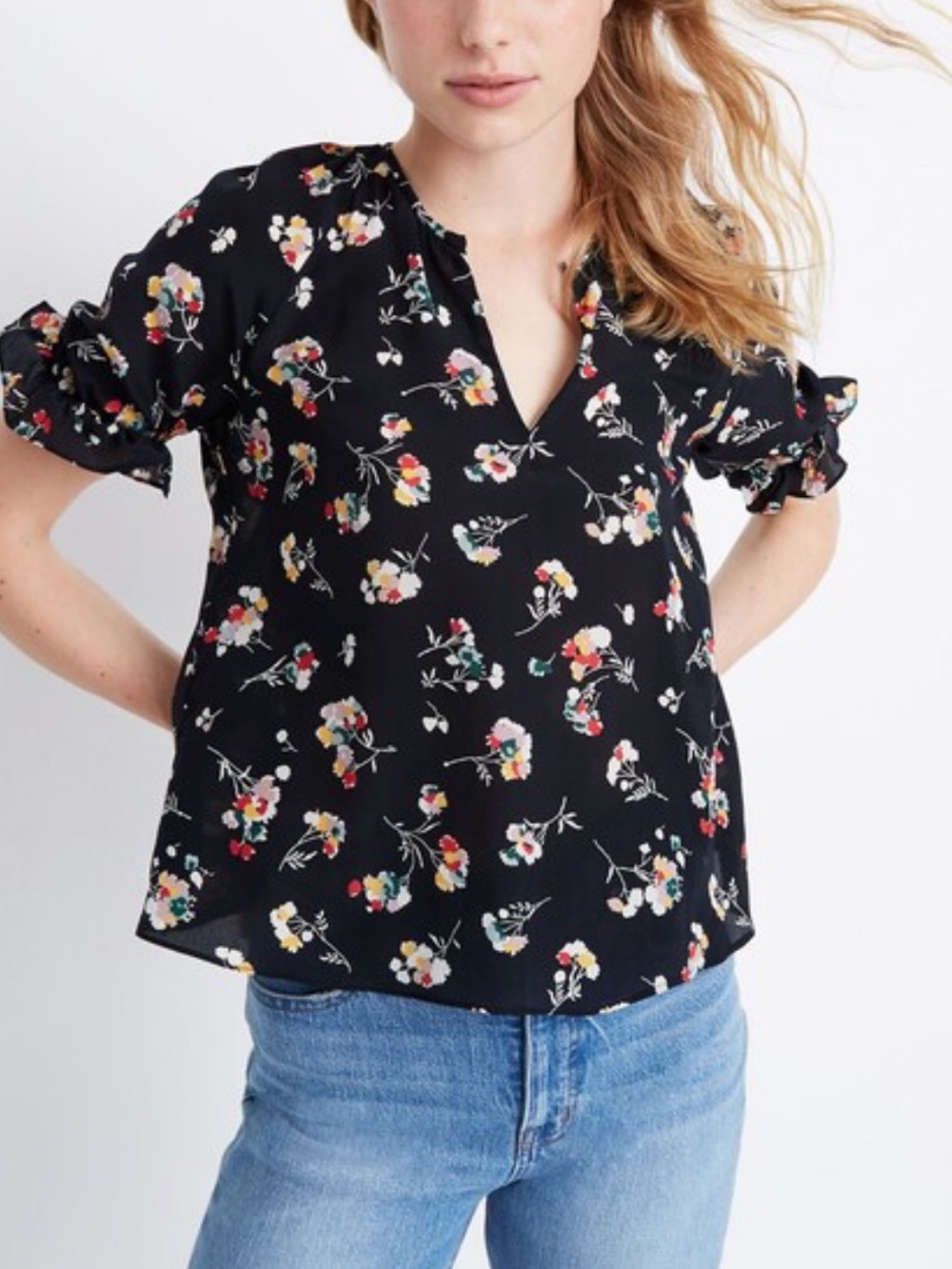 Madewell 100% Silk Notched Ruffle Cuff Top in Carnation Toss. S